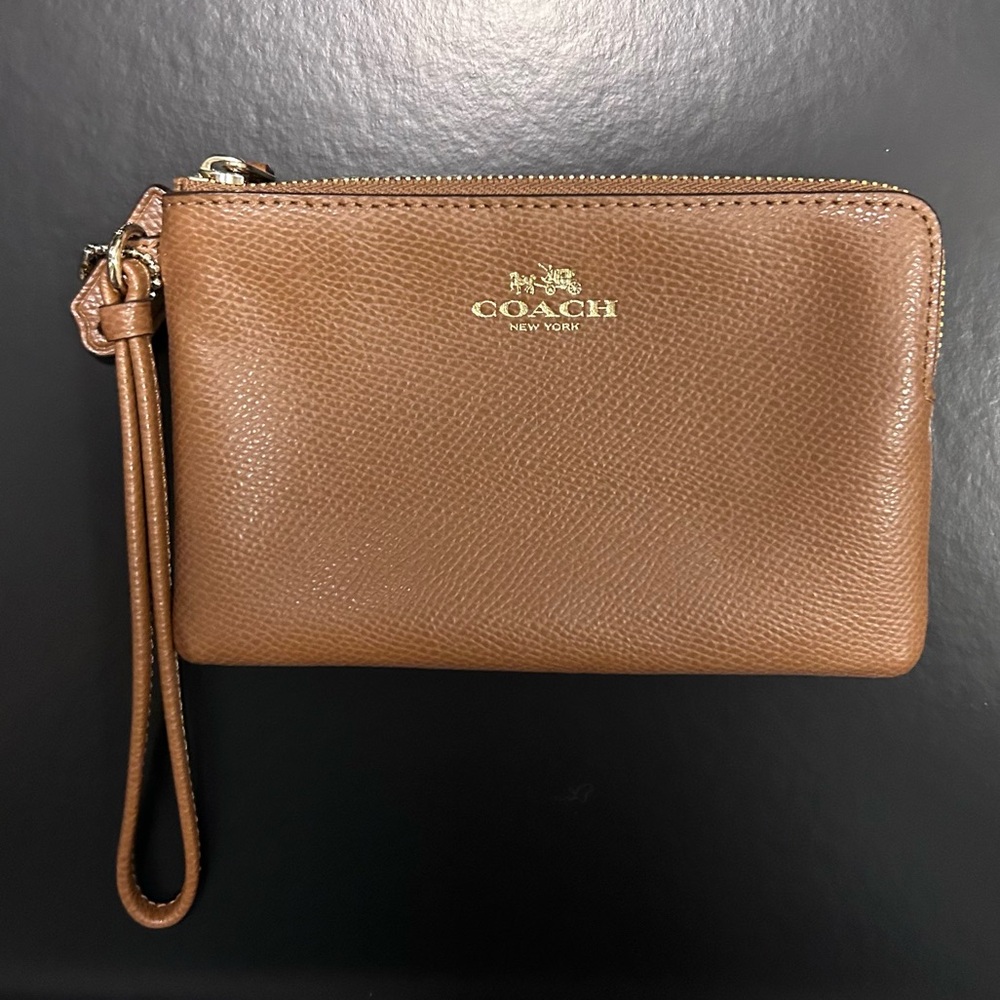 Tan leather Coach clutch